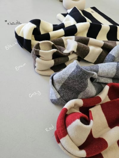 正韓EBA學生情侶風撞色圍巾 ( 5.3%羊毛 )7